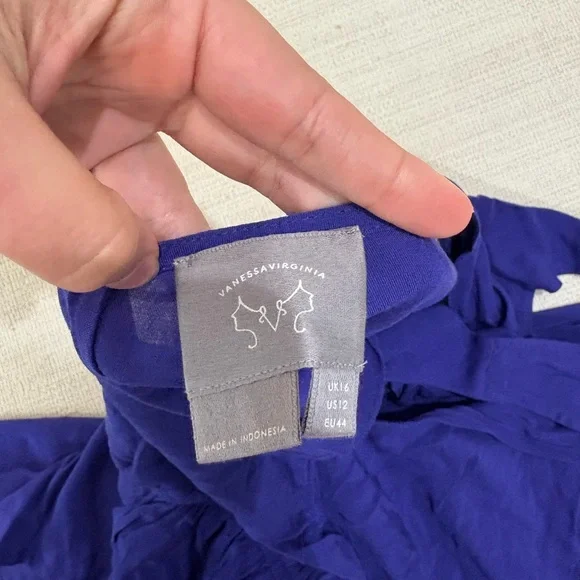 Chic Royal Blue/Purple Sleeveless Blouse - Picture 4 of 7